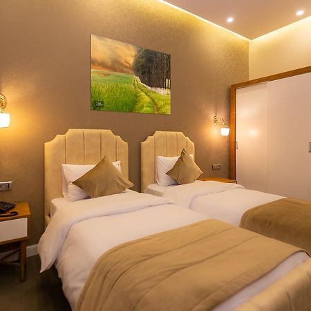 Aksent Hotel Bakoe Buitenkant foto