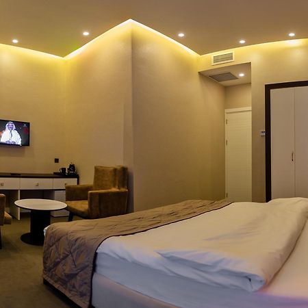 Aksent Hotel Bakoe Buitenkant foto